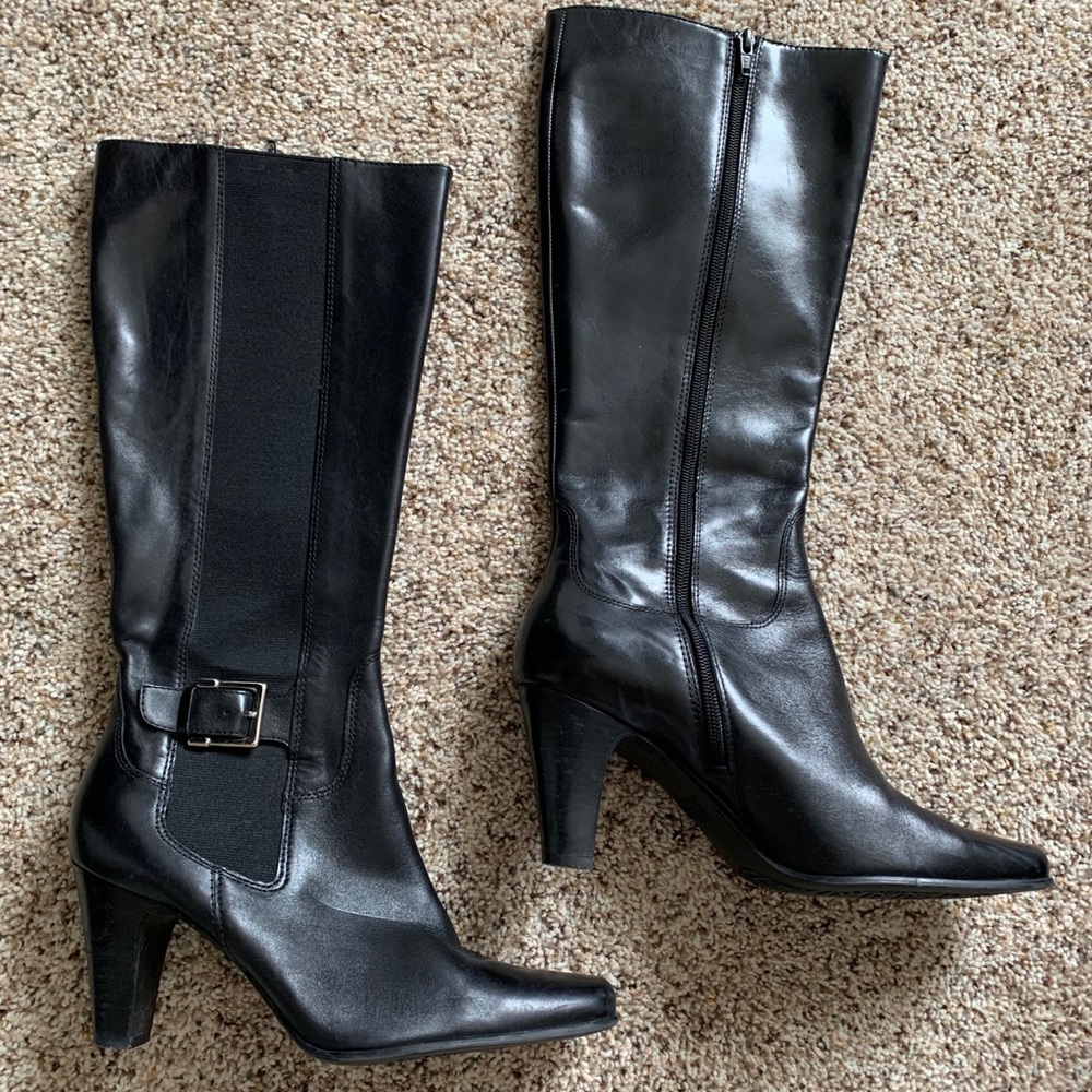 Anne Klein iFlex Black heeled boot